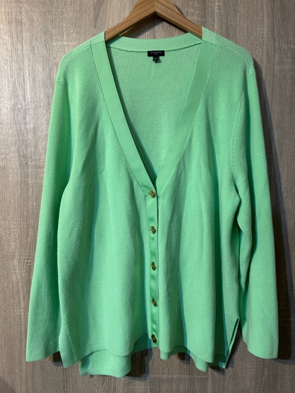 Talbots Mint Green V-Neck Button Cardigan